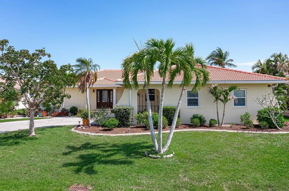 2619 Parisian Ct, Punta Gorda, FL 33950-6385