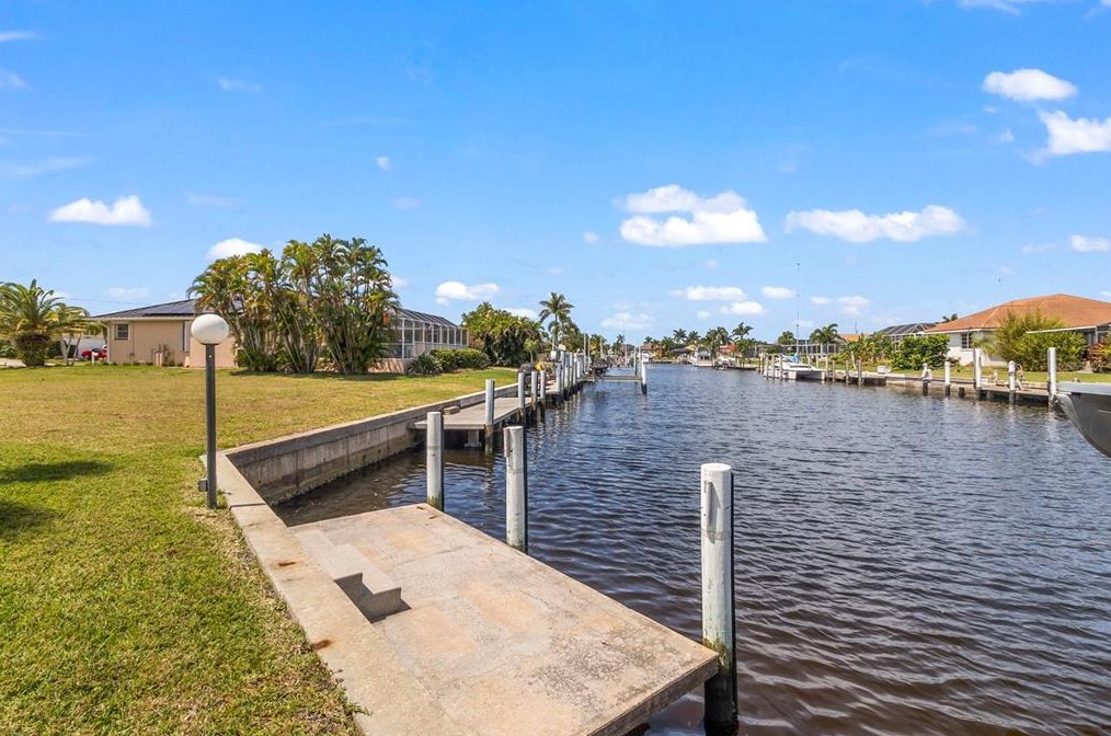 2500 Rio Lisbo Ct, Punta Gorda, FL 33950-6318