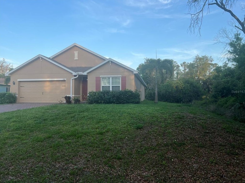 2582 Jarvis St, Venice, FL 34288-3224