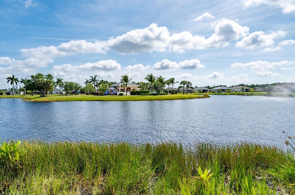 5270 Shell Mound Cir, Punta Gorda FL 33982-4813 exterior