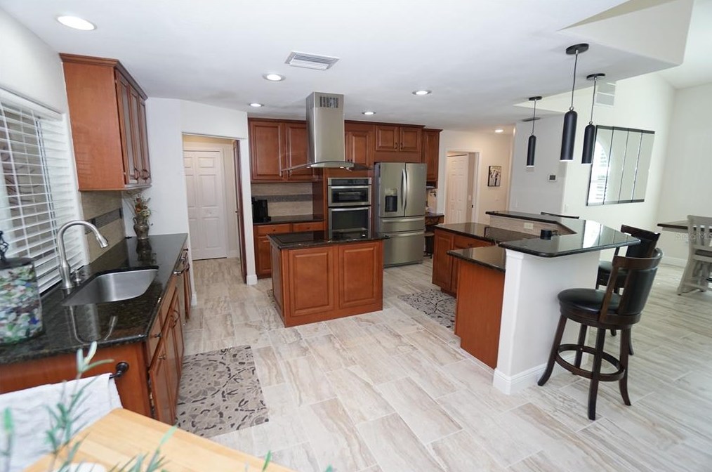 530 Monaco Dr, Punta Gorda FL 33950-7814 exterior