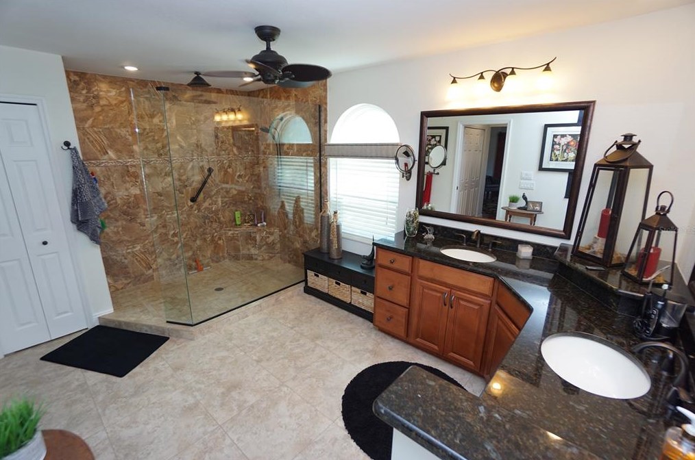 530 Monaco Dr, Punta Gorda FL 33950-7814 exterior