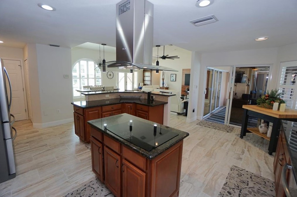 530 Monaco Dr, Punta Gorda FL 33950-7814 exterior