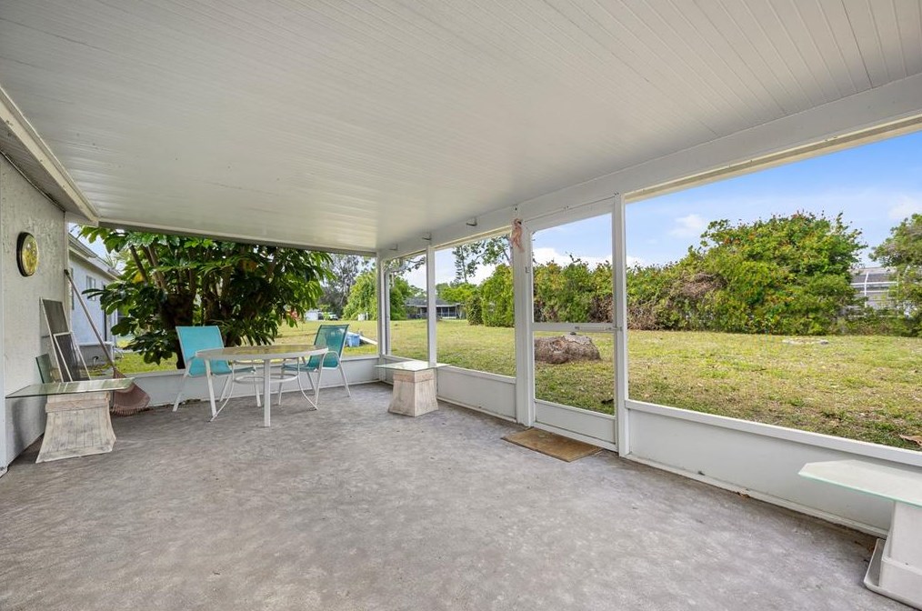 4375 Natchez Ter, Venice FL  34287-1868 exterior