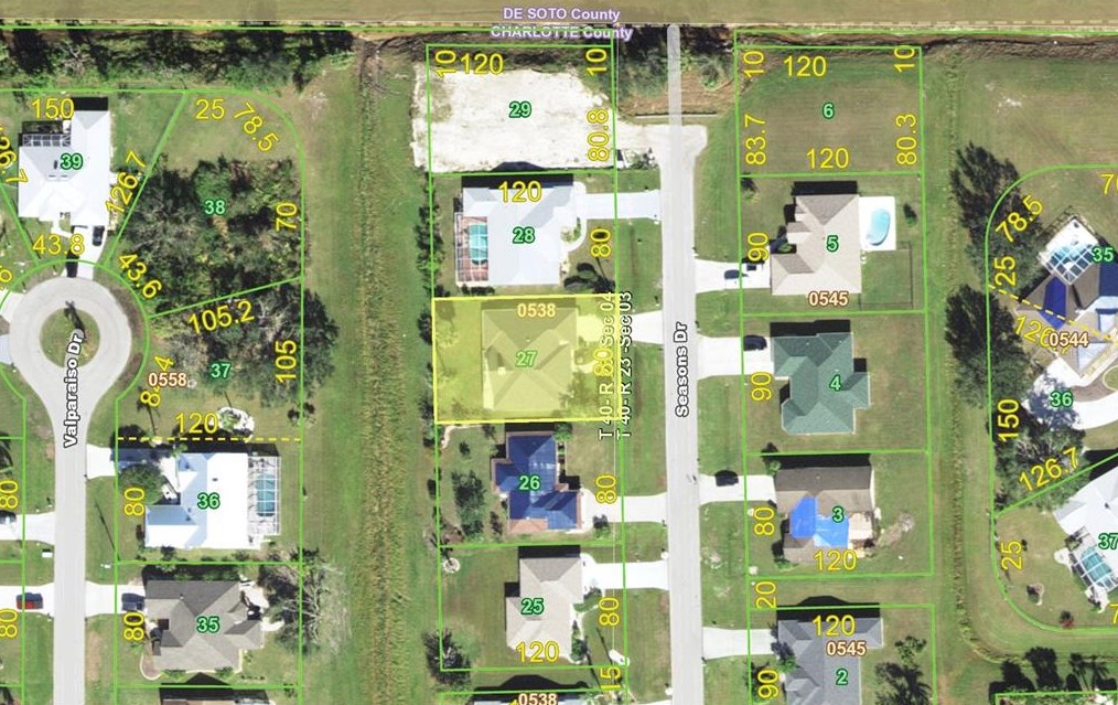 21 Seasons Dr, Punta Gorda FL  33983-5432 exterior