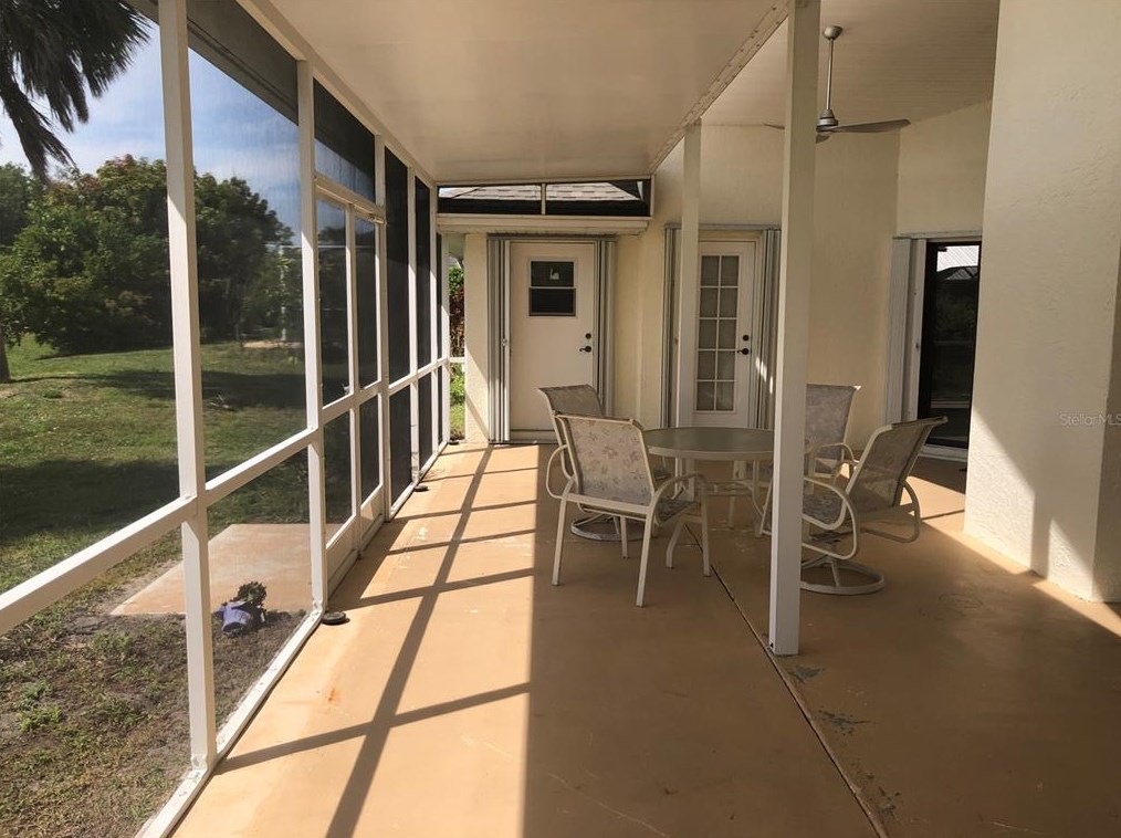 21 Seasons Dr, Punta Gorda FL  33983-5432 exterior