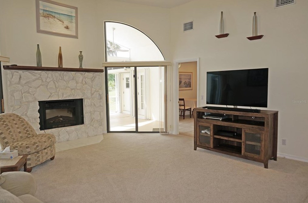 21 Seasons Dr, Punta Gorda FL  33983-5432 exterior