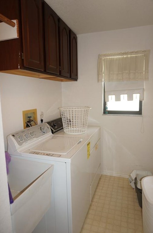 21 Seasons Dr, Punta Gorda FL  33983-5432 exterior