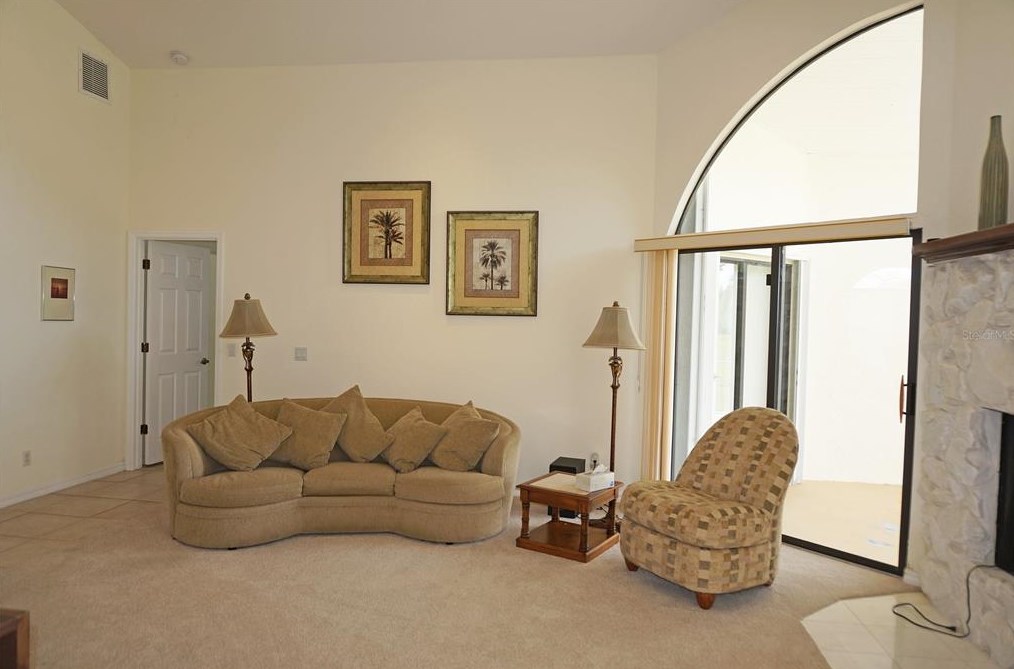 21 Seasons Dr, Punta Gorda FL  33983-5432 exterior