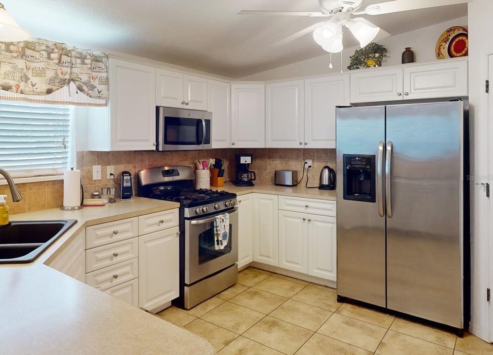 1425 Plum Dr, Arcadia FL  34266-7477 exterior