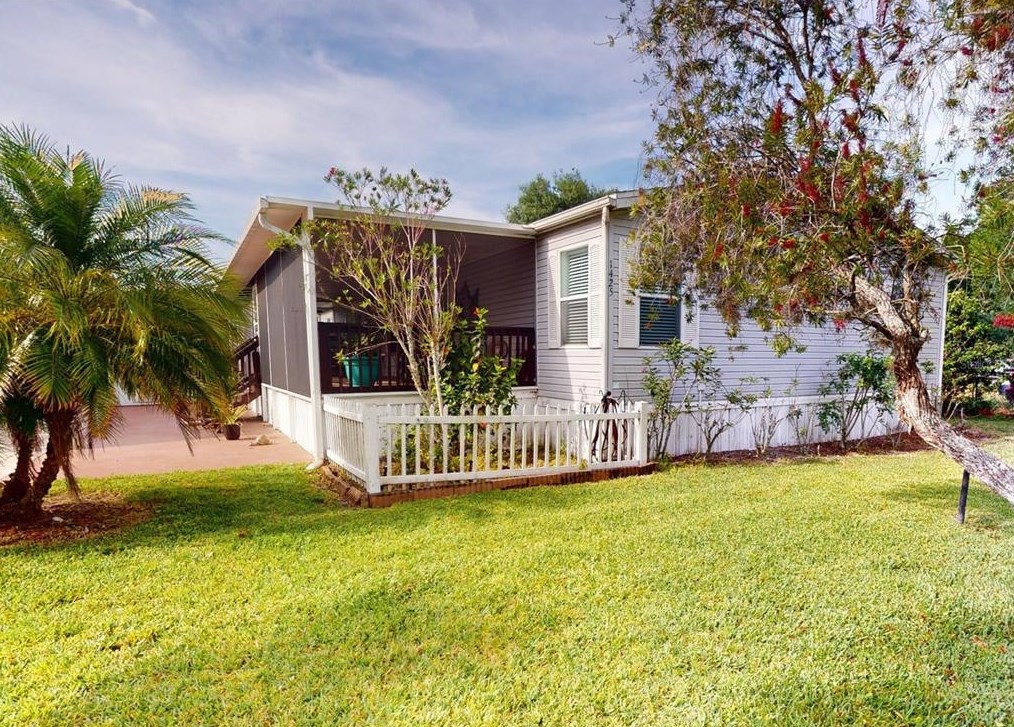 1425 Plum Dr, Arcadia FL  34266-7477 exterior