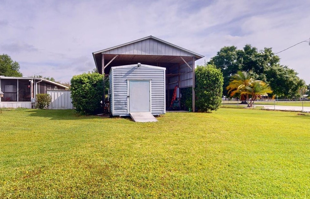 1425 Plum Dr, Arcadia FL  34266-7477 exterior