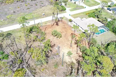 8905 Bantry Bay, Englewood, FL 34224 - Photo 14