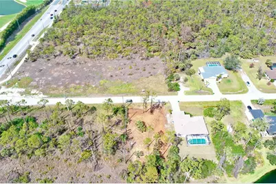 8905 Bantry Bay, Englewood, FL 34224 - Photo 6