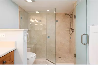 2675 Gulf Of Mexico Drive #204, Longboat Key, FL 34228 - Photo 26