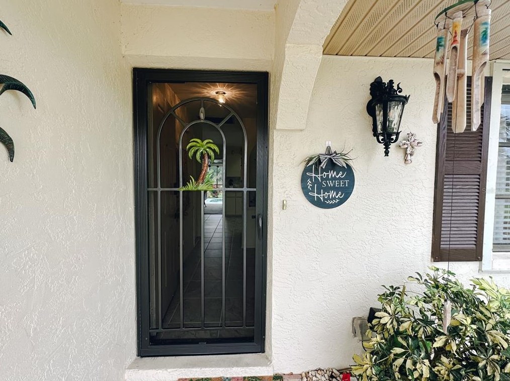 1987 Nuremberg Blvd, Punta Gorda FL  33983-6001 exterior