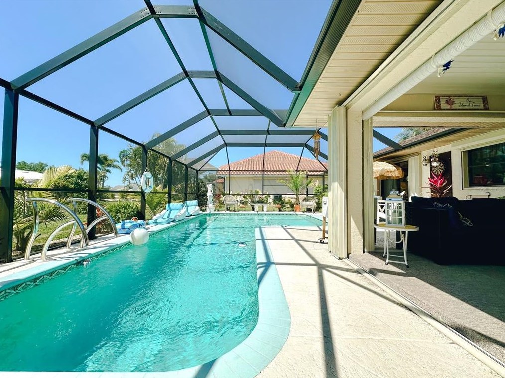 1987 Nuremberg Blvd, Punta Gorda FL  33983-6001 exterior