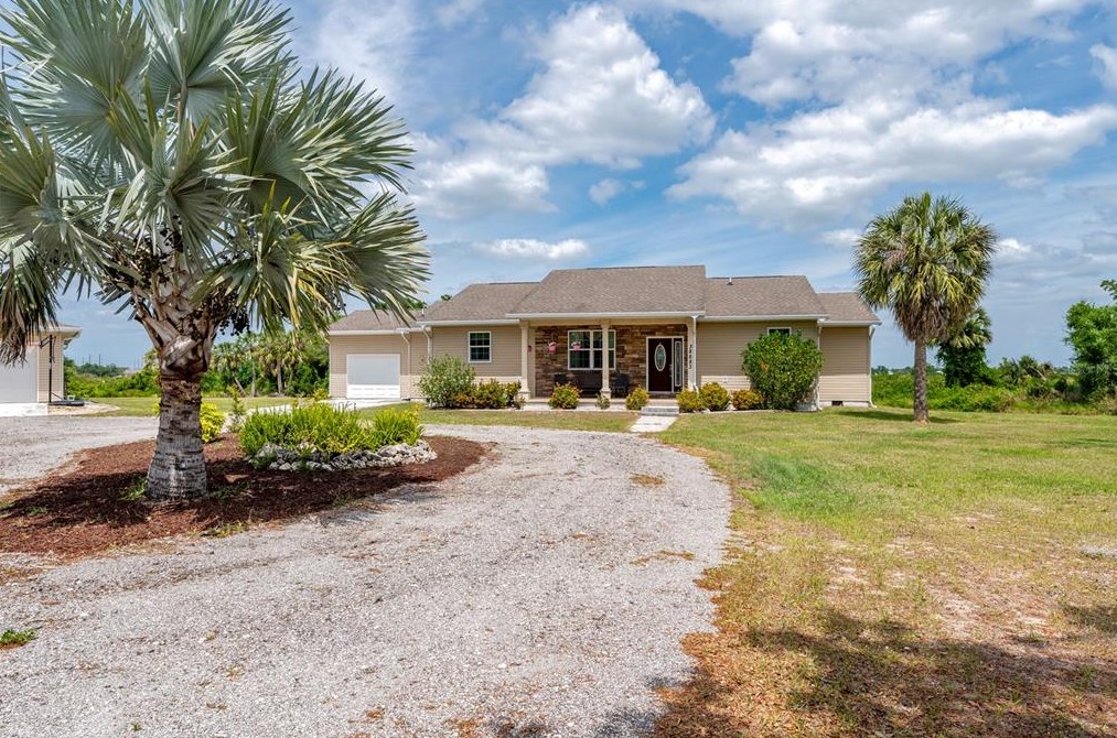 38883 Washington Loop Rd, Punta Gorda FL 33982-9532 exterior