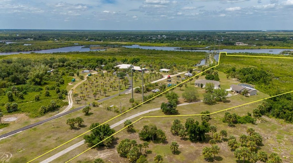 38883 Washington Loop Rd, Punta Gorda FL 33982-9532 exterior