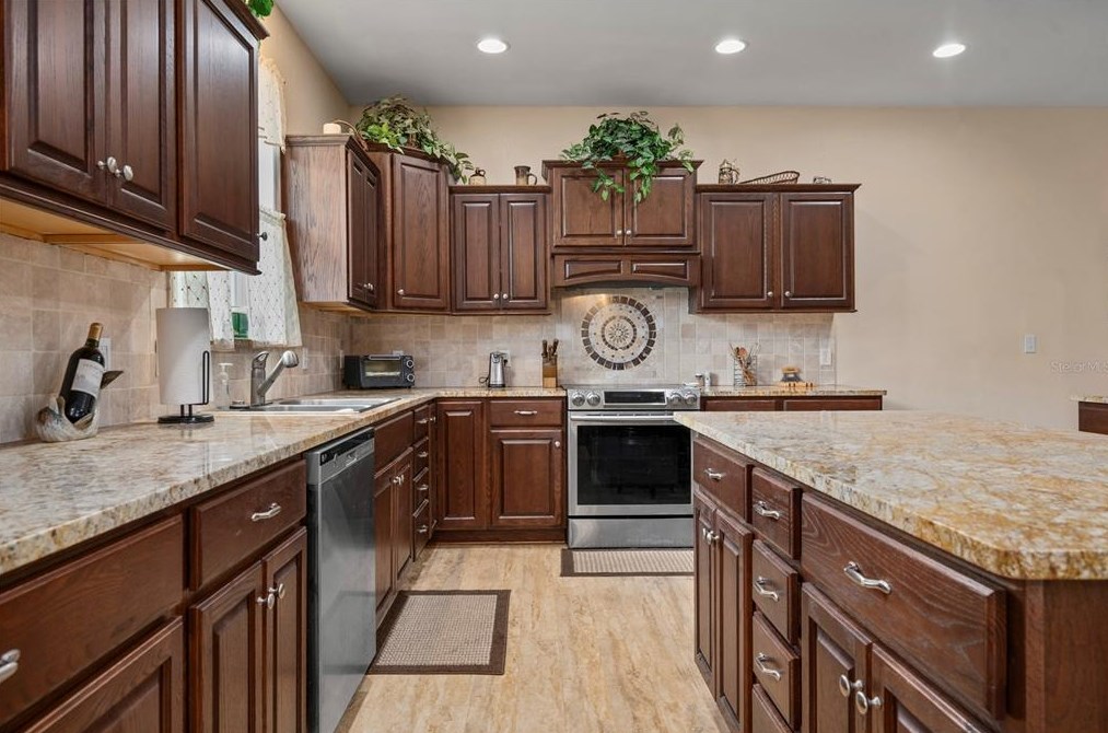 38883 Washington Loop Rd, Punta Gorda FL 33982-9532 exterior