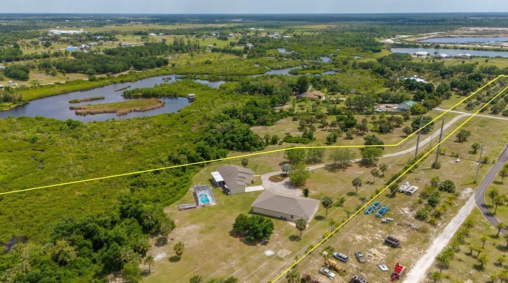 38883 Washington Loop Rd, Punta Gorda FL 33982-9532 exterior