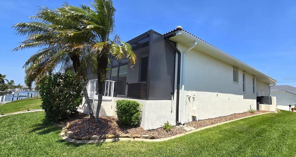 3973 San Pietro Ct, Punta Gorda FL  33950-8041 exterior