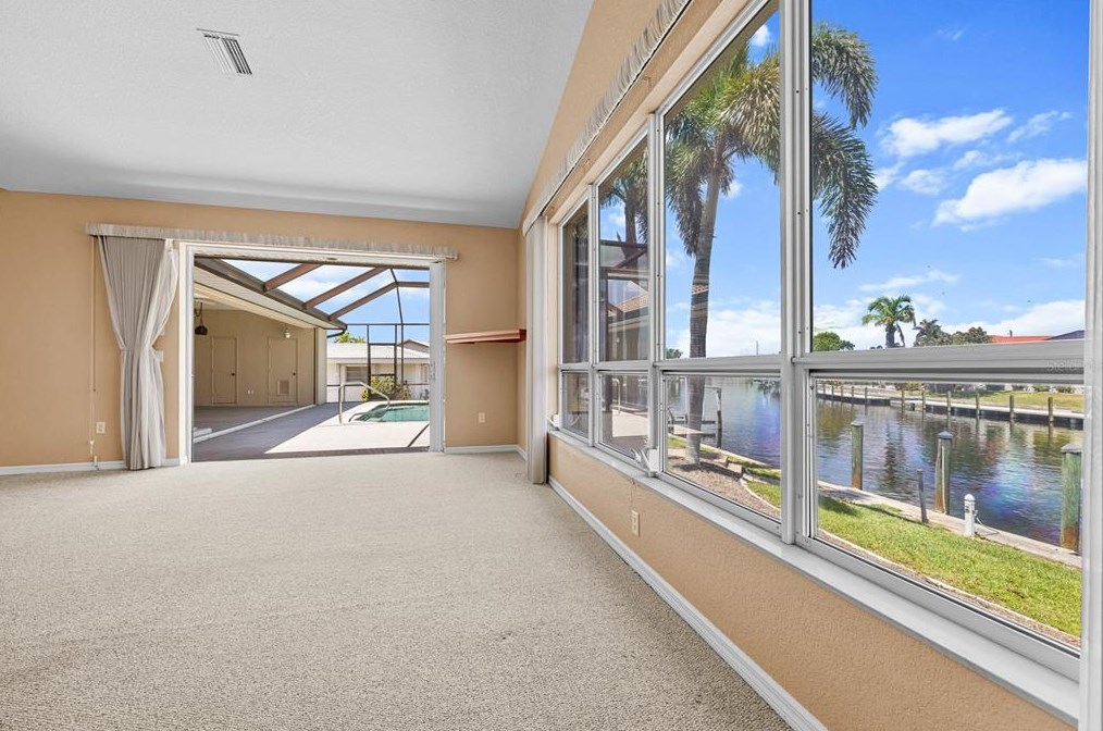 182 Gulfview Rd, Punta Gorda FL 33950-5122 exterior