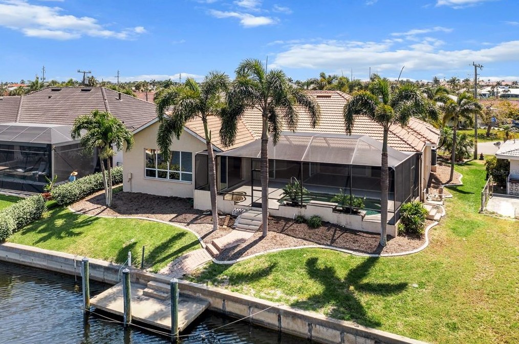 182 Gulfview Rd, Punta Gorda FL 33950-5122 exterior