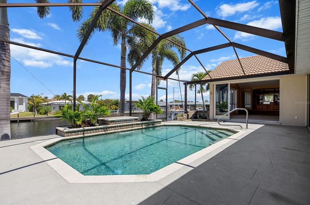 182 Gulfview Rd, Punta Gorda FL 33950-5122 exterior