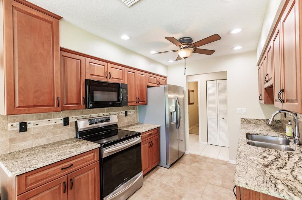 2354 Rio De Janeiro Ave, Punta Gorda FL  33983-8664 exterior