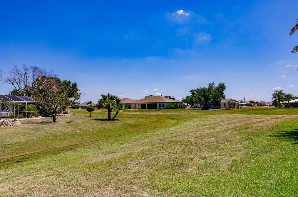 2354 Rio De Janeiro Ave, Punta Gorda FL  33983-8664 exterior
