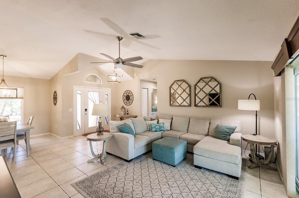 2354 Rio De Janeiro Ave, Punta Gorda FL  33983-8664 exterior