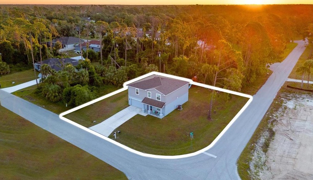 146 Miracle St, Port Charlotte, FL 33954-1576