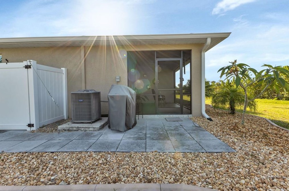 7201 Lenox Cir, Punta Gorda FL 33950-1326 exterior