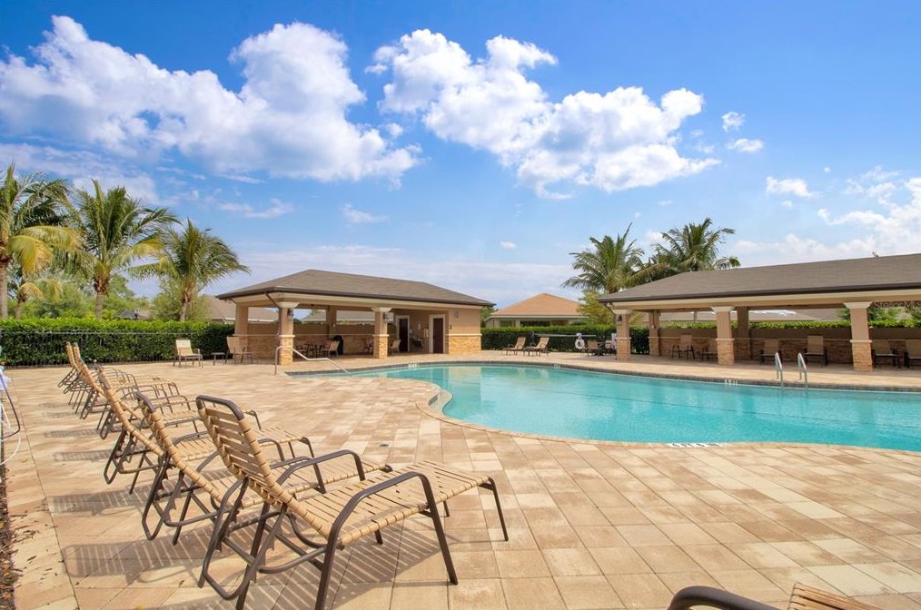 7201 Lenox Cir, Punta Gorda FL 33950-1326 exterior