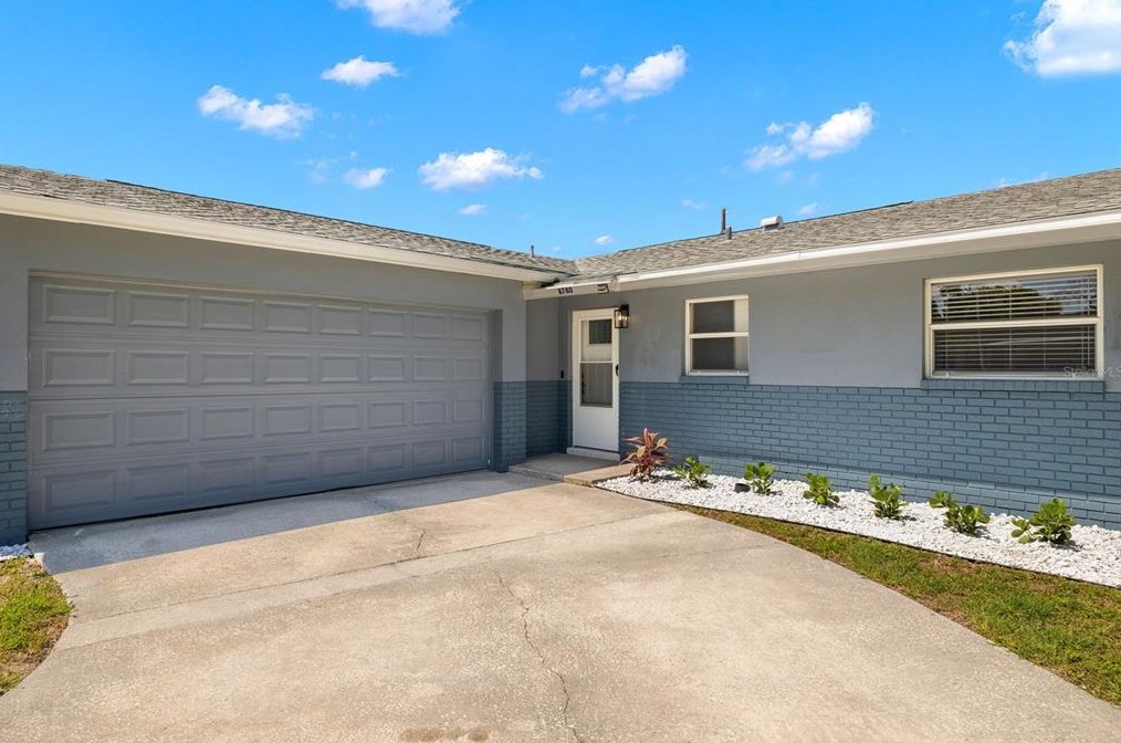 8780 58th Ln, Pinellas Park, FL 33782-4931