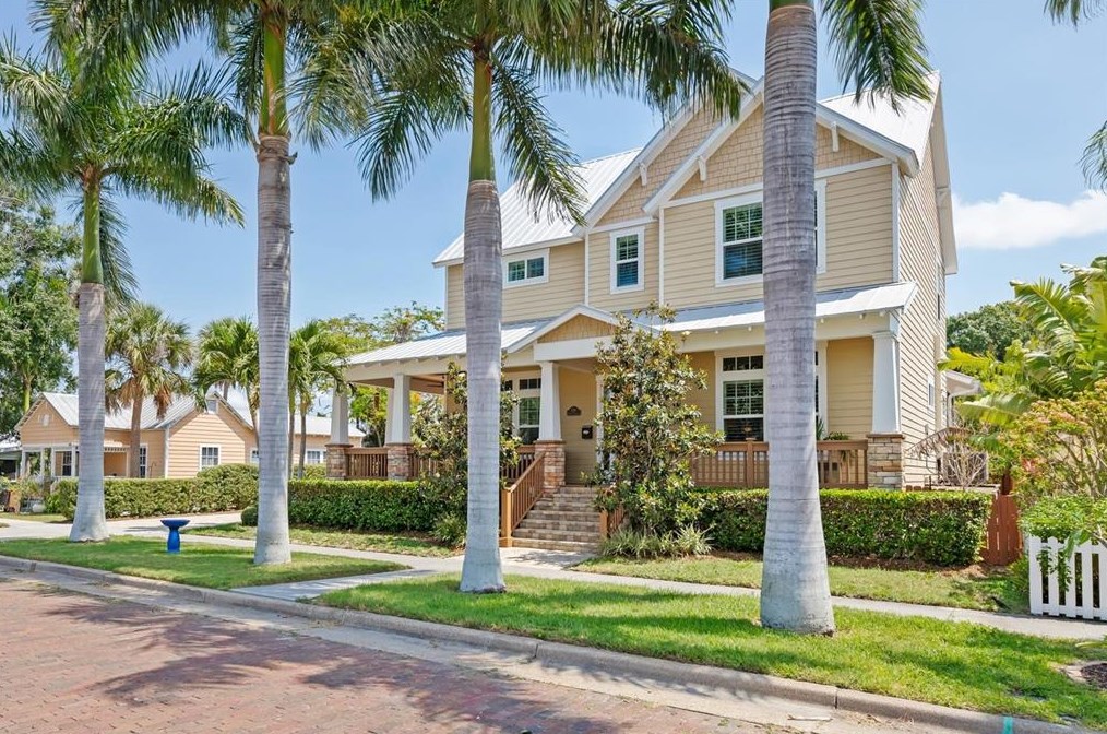 224 Harvey St, Punta Gorda FL 33950-4816 exterior