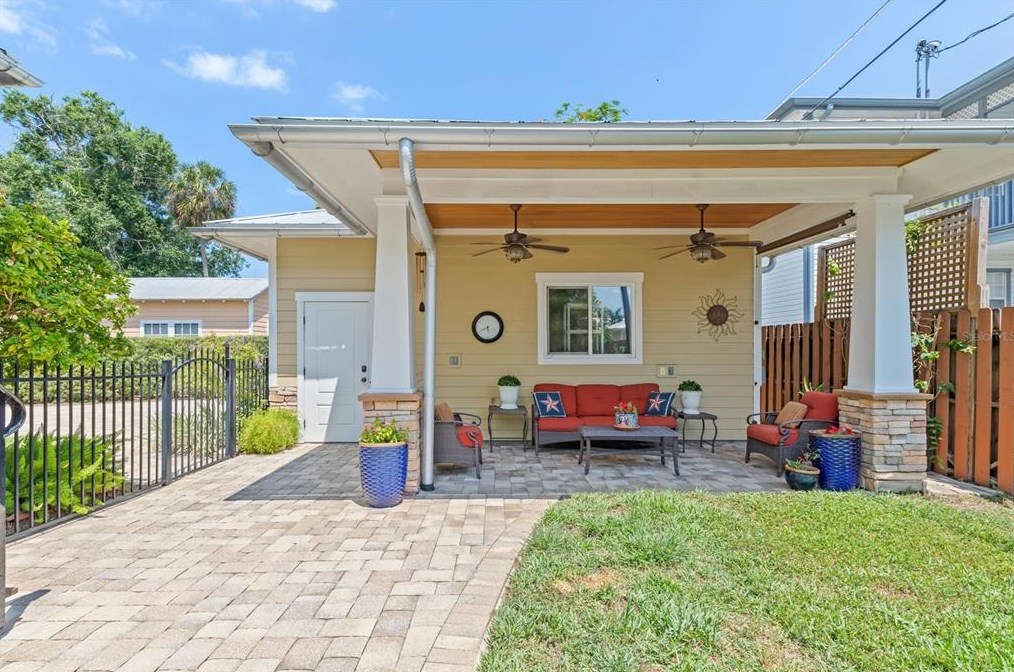 224 Harvey St, Punta Gorda FL 33950-4816 exterior