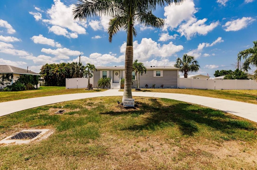 4421 Alta Vista Dr, Punta Gorda, FL 33950-8383