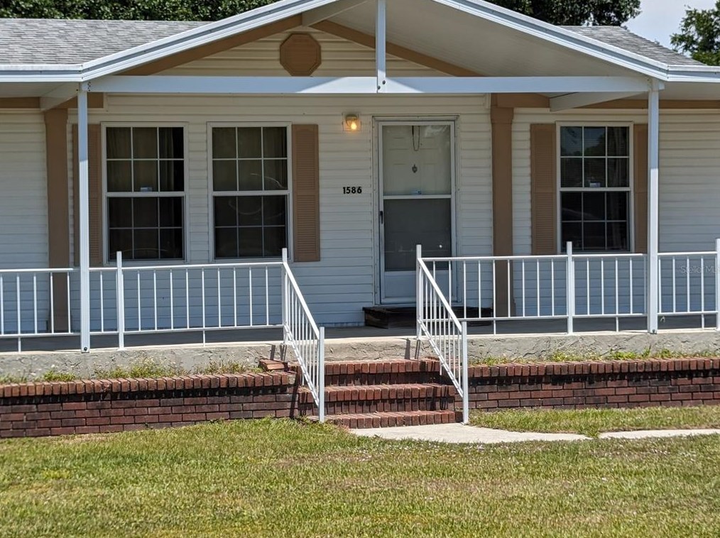 1586 Varnadore St, Arcadia, FL 34266-5867