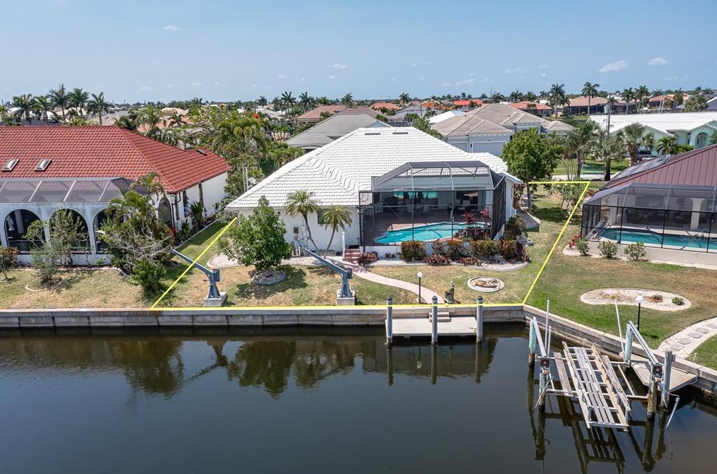 3348 Trinidad Ct, Punta Gorda FL 33950-6375 exterior