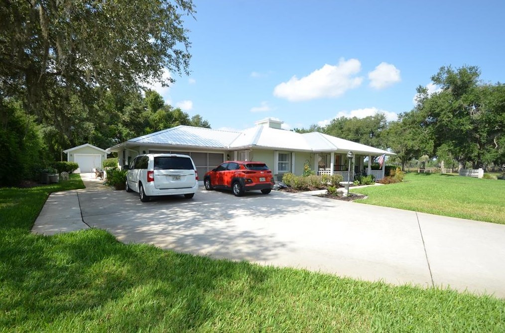2124 Ne Voss Oaks Cir, Arcadia, FL 34266