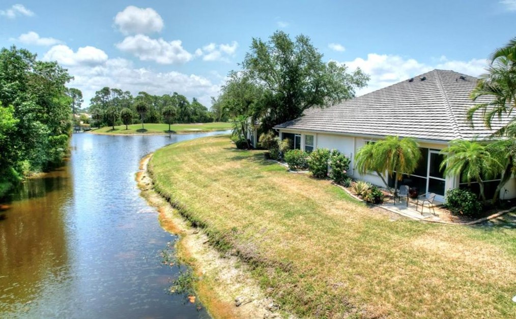 2037 Matecumbe Key Rd, Punta Gorda FL 33955-4639 exterior