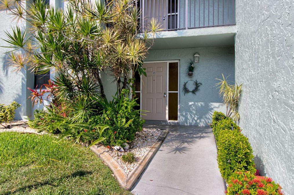 1461 Aqui Esta Dr, Punta Gorda, FL 33950-6668