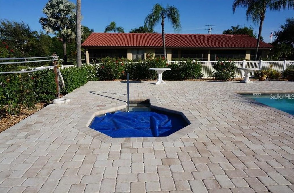 2601 Marion Ave, Punta Gorda FL  33950-2000 exterior