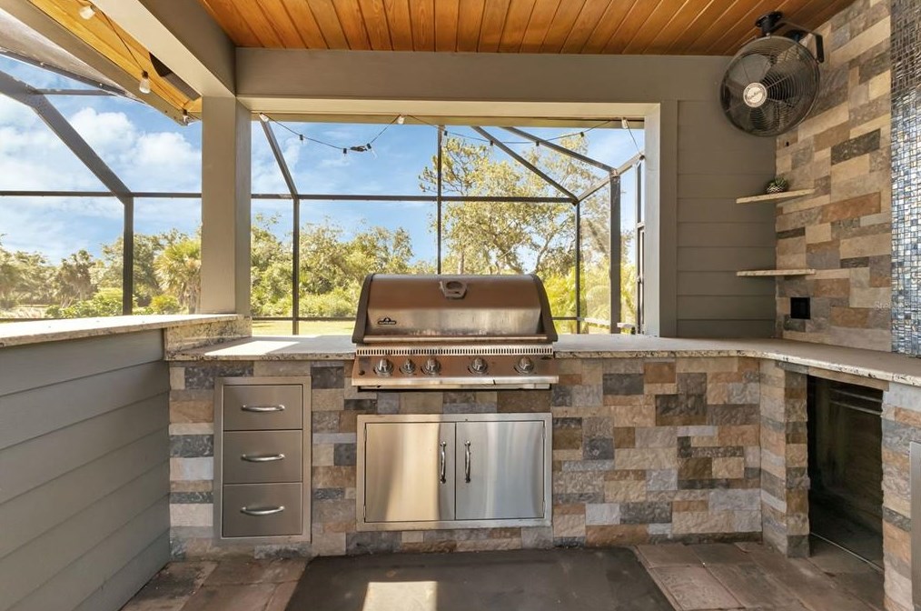 32377 Washington Loop Rd, Punta Gorda FL 33982-9676 exterior