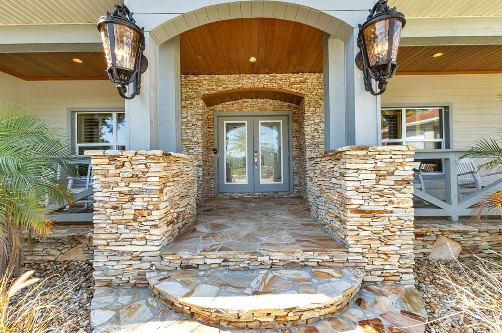 32377 Washington Loop Rd, Punta Gorda FL 33982-9676 exterior