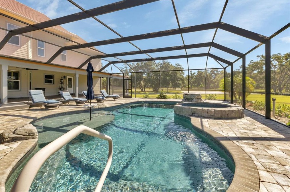 32377 Washington Loop Rd, Punta Gorda FL 33982-9676 exterior