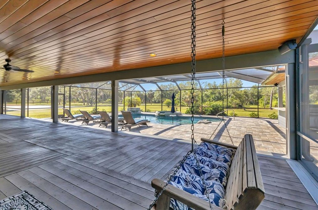 32377 Washington Loop Rd, Punta Gorda FL 33982-9676 exterior