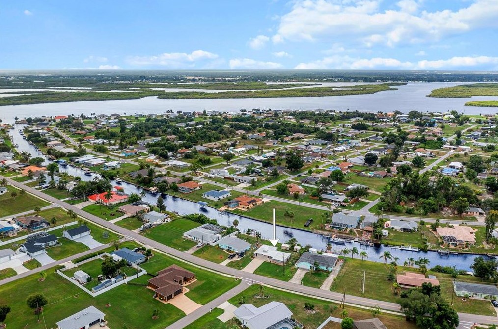 27217 Voyageur Dr, Punta Gorda, FL 33983